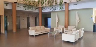 Oficina en venta en Aljamar en Tomares