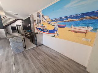 Local comercial en venta en Este en Castellón de la Plana