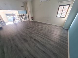 Local comercial en venta en Este en Castellón de la Plana