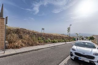 Terreno en venta en Zubia (La)