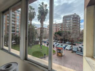 Local comercial en venta en Este en Castellón de la Plana