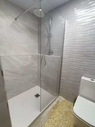 Local comercial en venta en Este en Castellón de la Plana