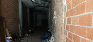 Local comercial en venta en L'Alquenència en Alzira