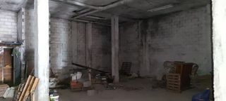 Local comercial en venta en L'Alquenència en Alzira