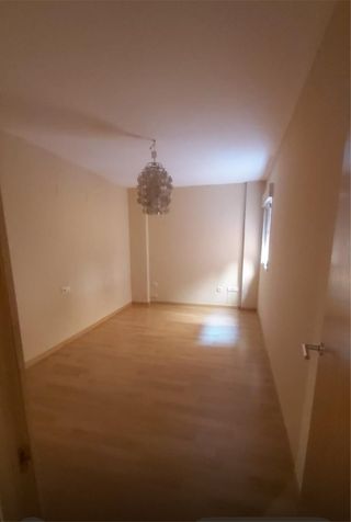 Alquiler piso centro Albolote zona Mercadona Metro