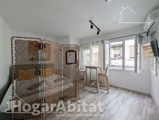 Edificio en venta en Carolinas Bajas en Alicante