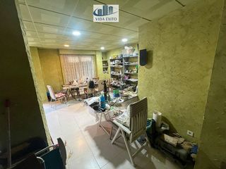 Local comercial en venta en Hospital en Jaén