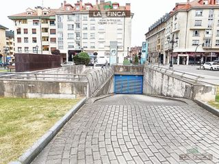 Garaje en venta en Milán - Pumarín - Teatinos en Oviedo