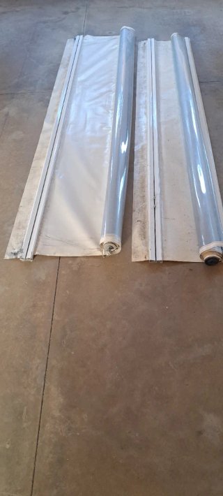 Toldo vertical beige