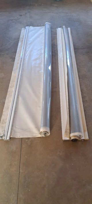 Toldo vertical beige