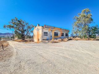 Local comercial en venta en Huércal-Overa