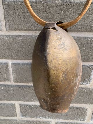 Campanaccio antico grande in ottone