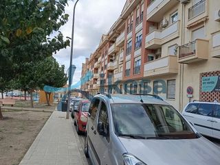 Local comercial en venta en Guadix