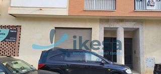 Local comercial en venta en Guadix