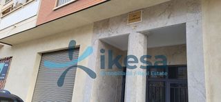 Local comercial en venta en Guadix