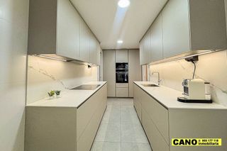 Piso en venta en Ciudad Jardín - Tagarete - El Zapillo en Almería