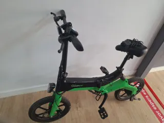 Bicicleta Eléctrica Verde