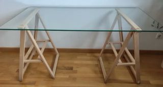 Mesa cristal patas madera