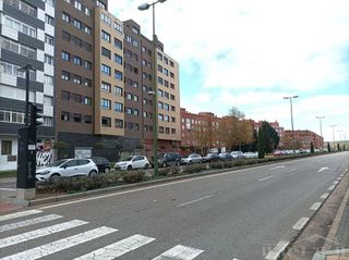 Local comercial en venta en AVE - Villimar en Burgos