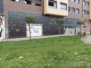 Local comercial en venta en AVE - Villimar en Burgos