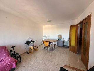 Piso en venta en L´Amistat en Valencia