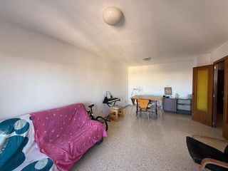 Piso en venta en L´Amistat en Valencia