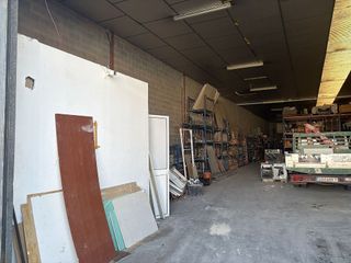 Nave industrial en venta en El Campillo - Polígono Cantabria en Logroño