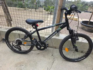 Bicicleta Rockrider Infantil muy nueva