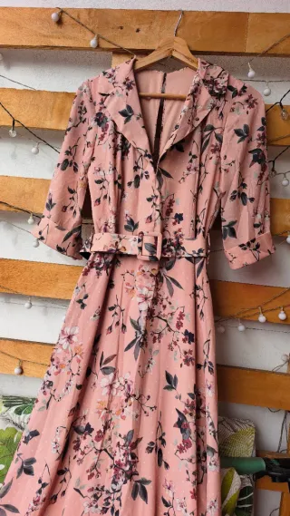 Vestido largo floral rosa
