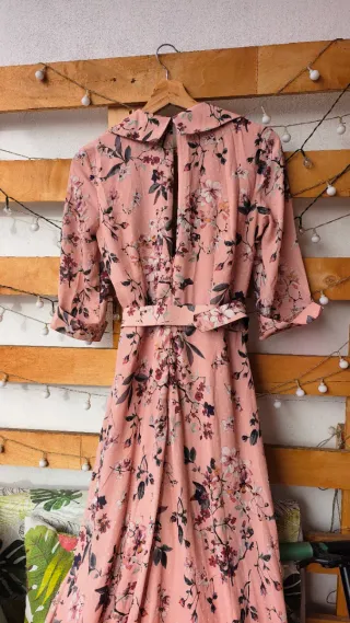 Vestido largo floral rosa