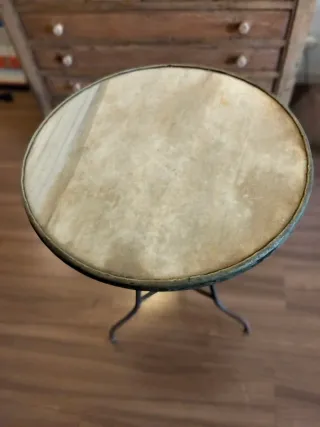 Mesa bar antigua metal y mármol