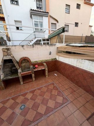 Casa adosada en alquiler en Ogíjares
