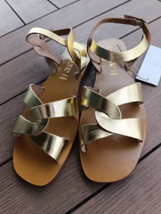 Sandalias doradas CALANK