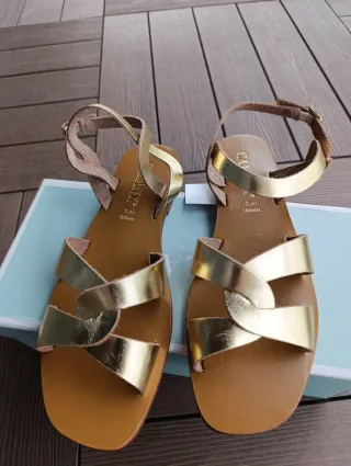 Sandalias doradas CALANK