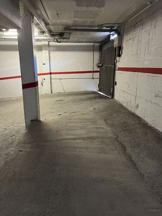 Garaje en venta en Eixample Sud – Migdia en Girona