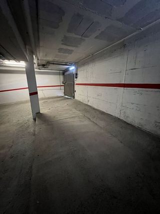 Garaje en venta en Eixample Sud – Migdia en Girona