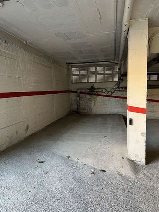 Garaje en venta en Eixample Sud – Migdia en Girona