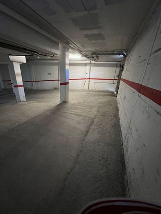 Garaje en venta en Eixample Sud – Migdia en Girona