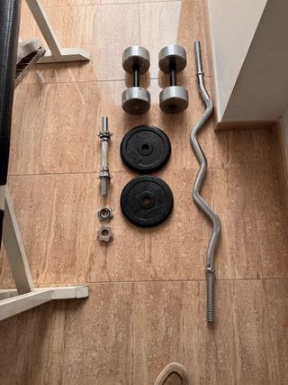 Panca palestra e pesi