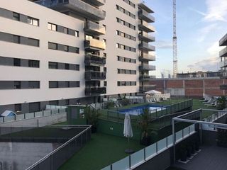 Piso en alquiler en Port en Badalona