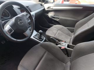 Opel Astra 2006 GTC 150cv