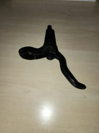 Maneta Freno Hidráulico Derecha Negra