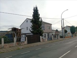 Casa en venta en Lalín