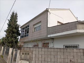 Casa en venta en Lalín