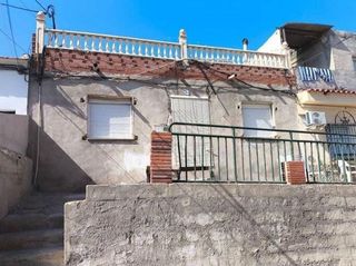 Casa adosada en venta en Totana