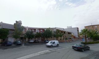 Casa adosada en venta en Alcantarilla