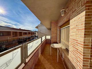 Casa adosada en venta en Pinós