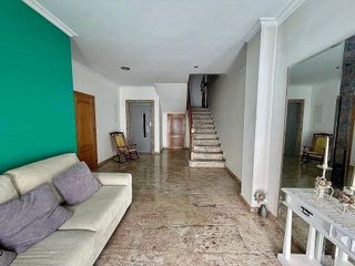 Casa adosada en venta en Pinós