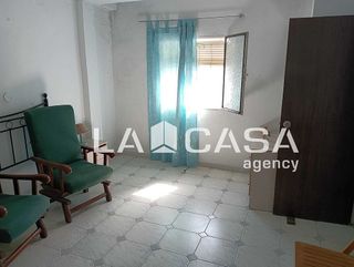 Chalet en venta en La Granja-La Colina-Los Pastores en Algeciras