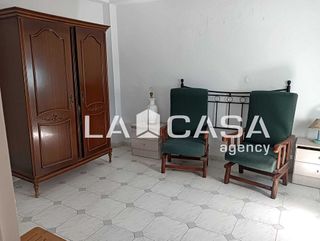 Chalet en venta en La Granja-La Colina-Los Pastores en Algeciras